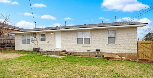 3803 NW Lake Ave, Lawton, OK 73505