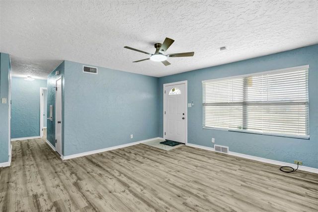 3803 NW Lake Ave, Lawton, OK 73505