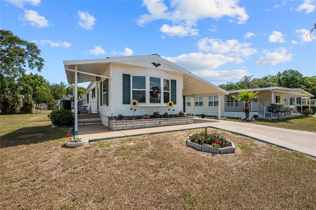 36436 CORDOVA CIRCLE, Zephyrhills, FL 33541