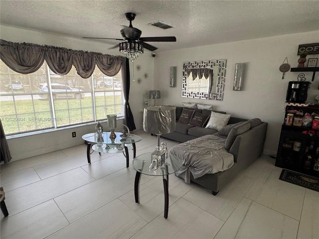 3430 Hawkin Drive, Kissimmee, FL 34746