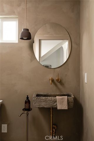 5415 Ash Street, Los Angeles, CA 90042