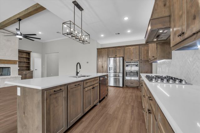 115 Cattail Court, Robinson, TX 76706