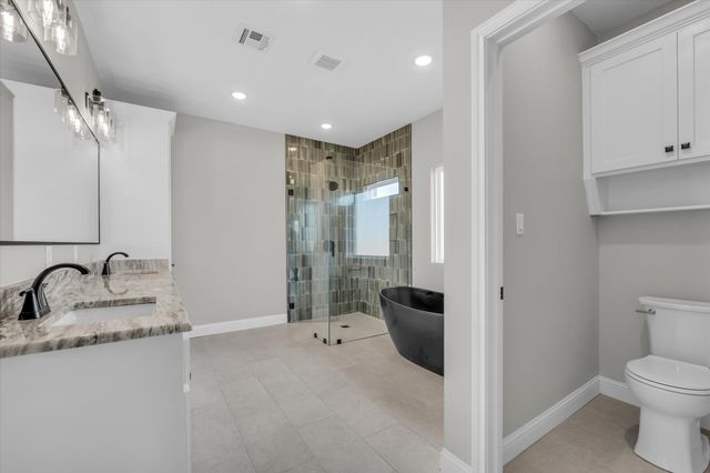 115 Cattail Court, Robinson, TX 76706