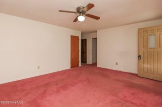 16 Colonial Drive, Jacksonville, NC 28546