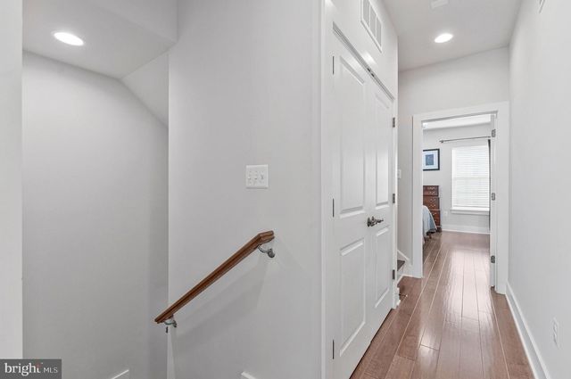 14803 RETREAT BLVD, Chantilly, VA 20151