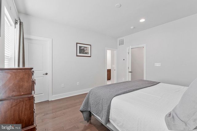14803 RETREAT BLVD, Chantilly, VA 20151
