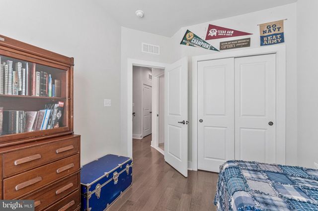 14803 RETREAT BLVD, Chantilly, VA 20151