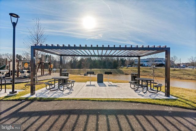 14803 RETREAT BLVD, Chantilly, VA 20151