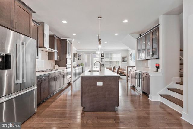 14803 RETREAT BLVD, Chantilly, VA 20151
