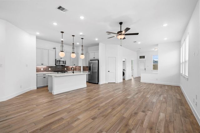 12806 Meadow Wind Way, Conroe, TX 77302
