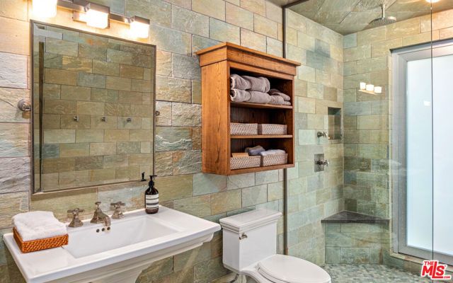 7157 Birdview Avenue, Malibu, CA 90265