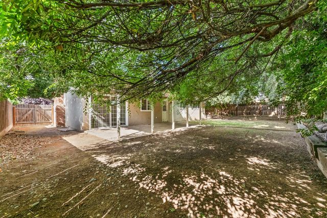 3443 W Oswego Avenue, Fresno, CA 93711