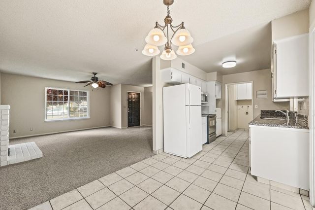 3443 W Oswego Avenue, Fresno, CA 93711
