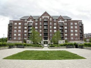 410 W Mahogany Court 304, Palatine, IL 60067