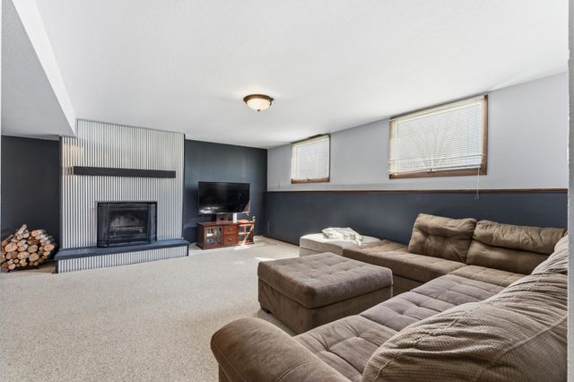 1663 9th Avenue SE, Rochester, MN 55904