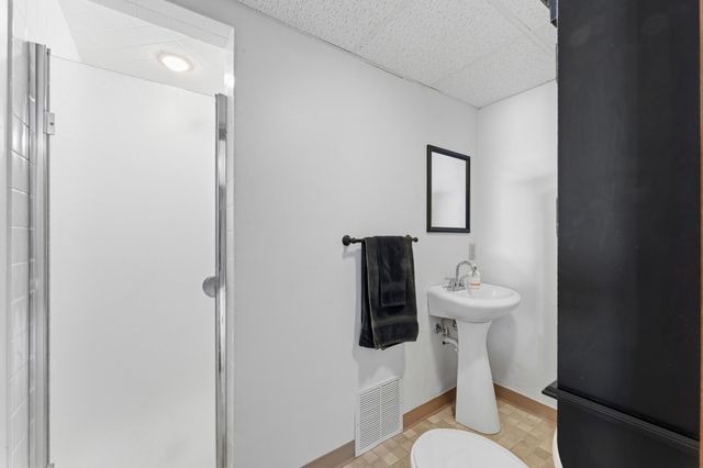 1663 9th Avenue SE, Rochester, MN 55904