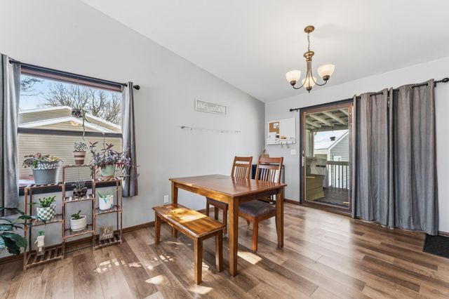 1663 9th Avenue SE, Rochester, MN 55904