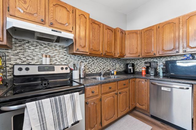 1663 9th Avenue SE, Rochester, MN 55904