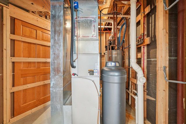 780 Chief Kewaskum PLACE, Kewaskum, WI 53040