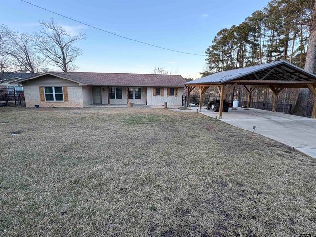 20480 Clearwater Circle, Flint, TX 75762