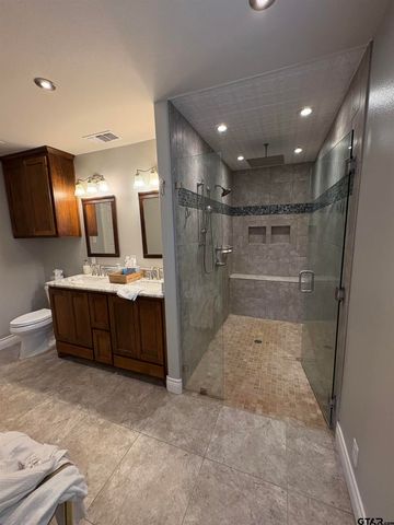 20480 Clearwater Circle, Flint, TX 75762