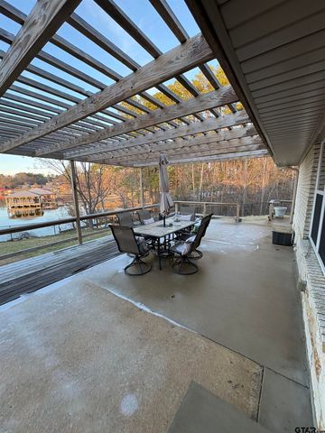 20480 Clearwater Circle, Flint, TX 75762