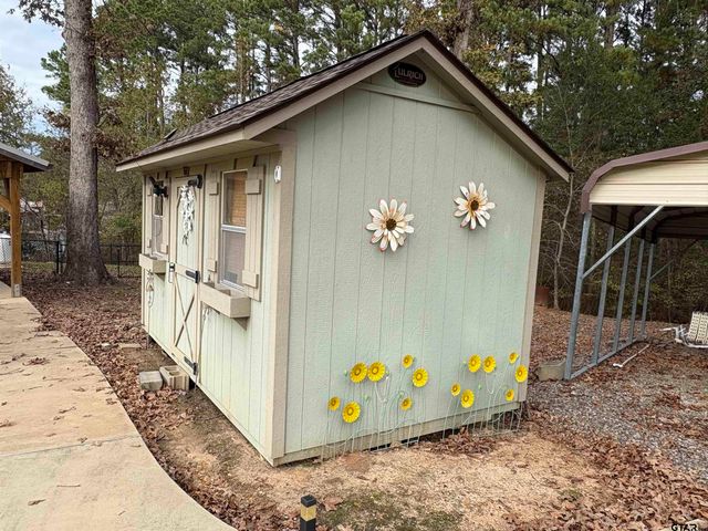 20480 Clearwater Circle, Flint, TX 75762