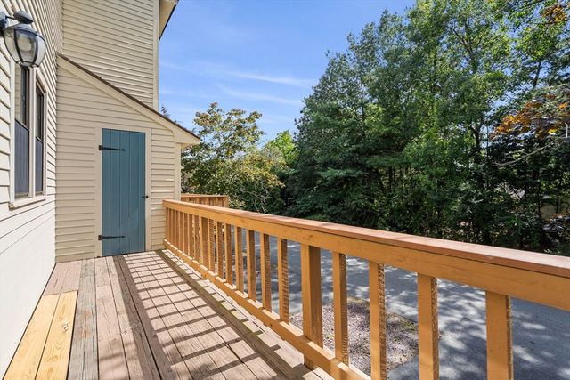 290 Apache Way 290, Tewksbury, MA 01876