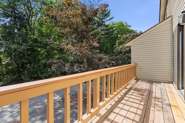290 Apache Way 290, Tewksbury, MA 01876