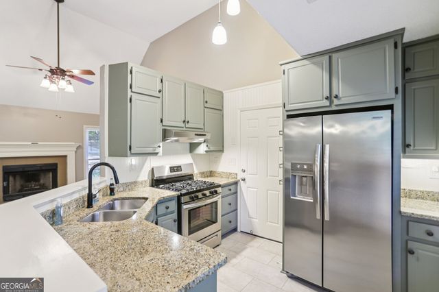 27 General Lee Drive, Newnan, GA 30265