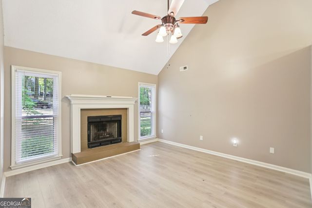 27 General Lee Drive, Newnan, GA 30265