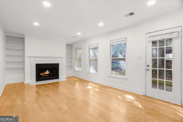 232 Peachtree Hollow Court, Sandy Springs, GA 30328