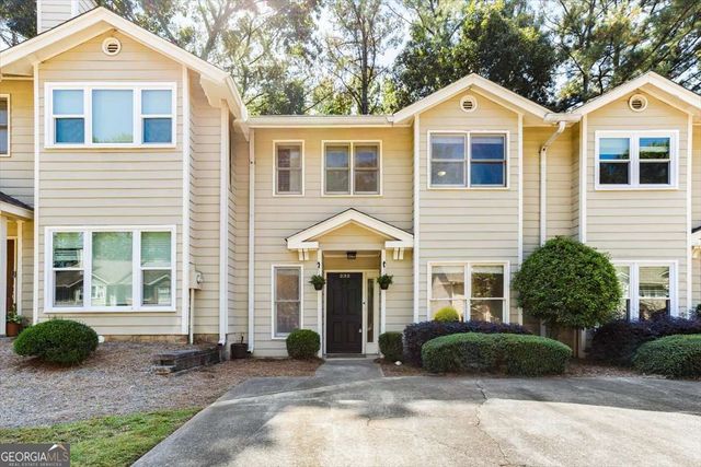 232 Peachtree Hollow Court, Sandy Springs, GA 30328