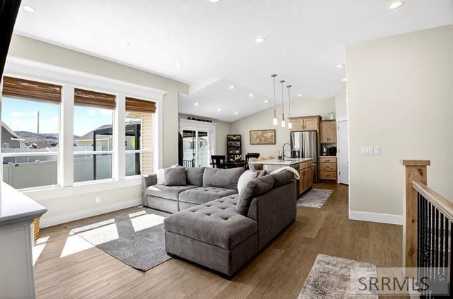 1205 Angela St, Chubbuck, ID 83202