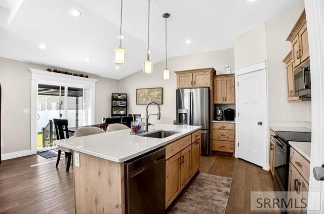 1205 Angela St, Chubbuck, ID 83202