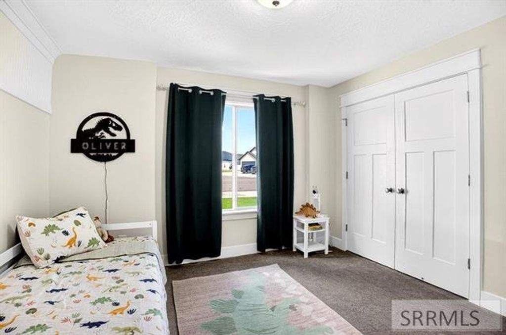 Image 11 of property listing at 1205 Angela St, Chubbuck, ID 83202