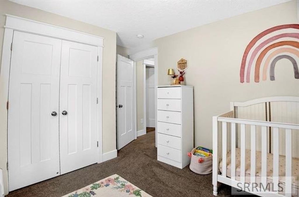Image 14 of property listing at 1205 Angela St, Chubbuck, ID 83202