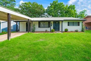 2235 Pine Bluff Street, Paris, TX 75460