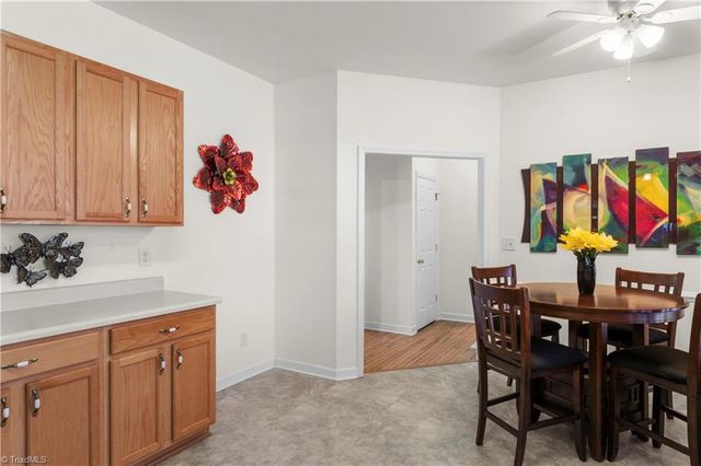 460 Overbrook Meadow Court, Kernersville, NC 27284