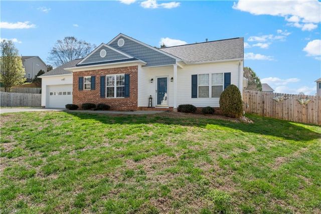 460 Overbrook Meadow Court, Kernersville, NC 27284