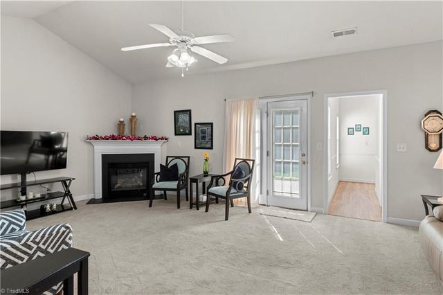 460 Overbrook Meadow Court, Kernersville, NC 27284