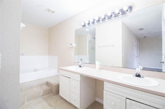 217 AUSTRALIAN WAY A, Davenport, FL 33897