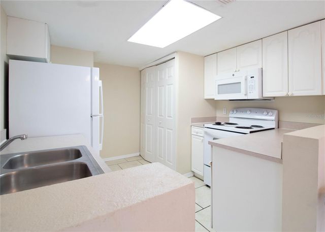 217 AUSTRALIAN WAY A, Davenport, FL 33897