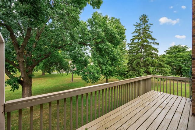 9974 106th Place N, Maple Grove, MN 55369