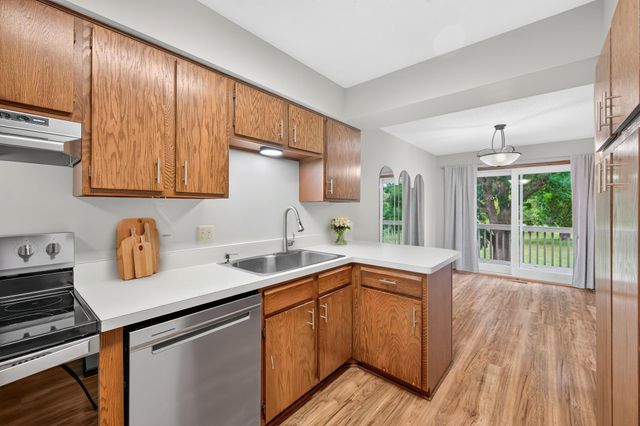9974 106th Place N, Maple Grove, MN 55369