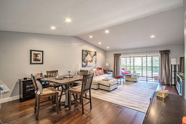 11221 Aspen Glen Drive 205, Boynton Beach, FL 33437