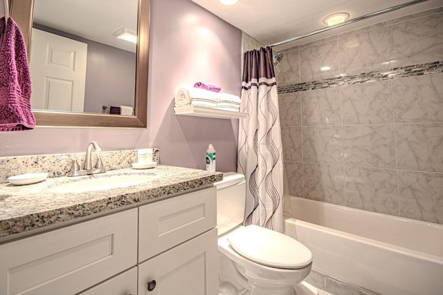 11221 Aspen Glen Drive 205, Boynton Beach, FL 33437