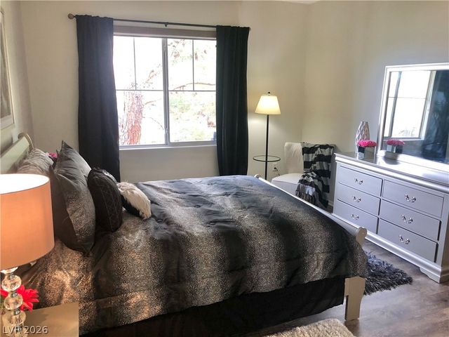 1004 DUCKHORN Court 201, Las Vegas, NV 89144