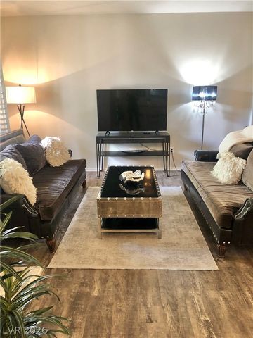 1004 DUCKHORN Court 201, Las Vegas, NV 89144