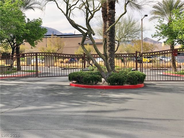 1004 DUCKHORN Court 201, Las Vegas, NV 89144